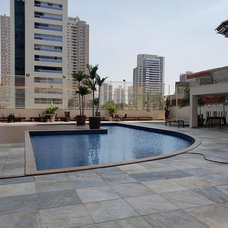 Moderno Flat Com Vista Para O Parque Vaca Brava Goiânia Dış mekan fotoğraf